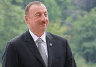 Президент Ильхам Алиев ознакомился с состоянием средних школ №252 и №80 Сабунчинского района Баку после капремонта и реконструкции