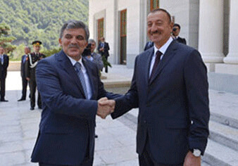 Проходит встреча президентов Азербайджана и Турции