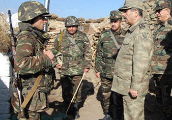 Министр обороны посещает воинские части в северном регионе 