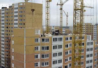 Президент Ильхам Алиев: Во время строительства новых жилых зданий необходим более серьезный контроль 