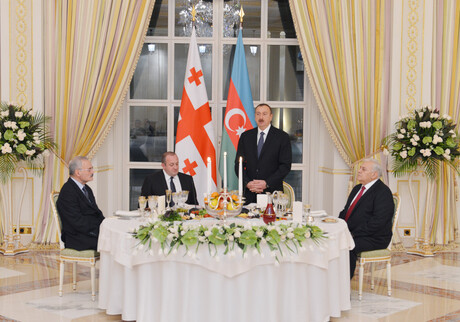 От имени Ильхама Алиева был устроен прием в честь президента Грузии 