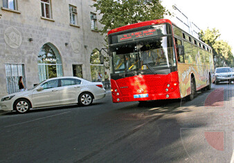 В Баку угнали пассажирский автобус