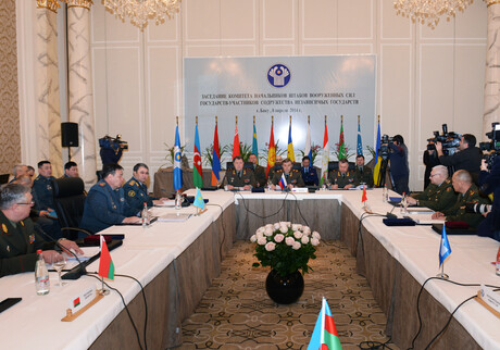 Заседание комитета начальников Генштабов ВС стран СНГ начинает работу в Баку