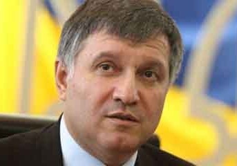 Глава МВД Украины: в ходе операции в Славянске убит офицер СБУ