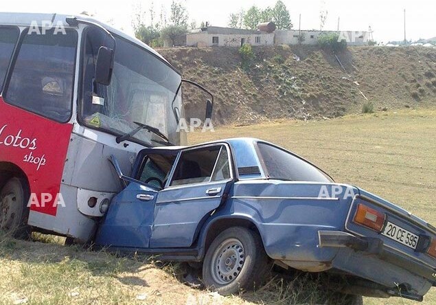 Столкновение автобуса и «ВАЗ 2106» в Гейгеле: погибли мать и сын, еще 1 член семьи ранен (ФОТО)