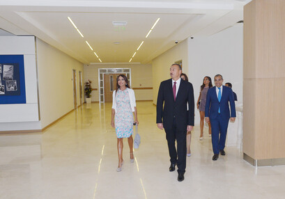 Президент Ильхам Алиев открыл новое здание средней школы № 23 в Баку