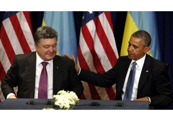 Обама пригласил Порошенко посетить США