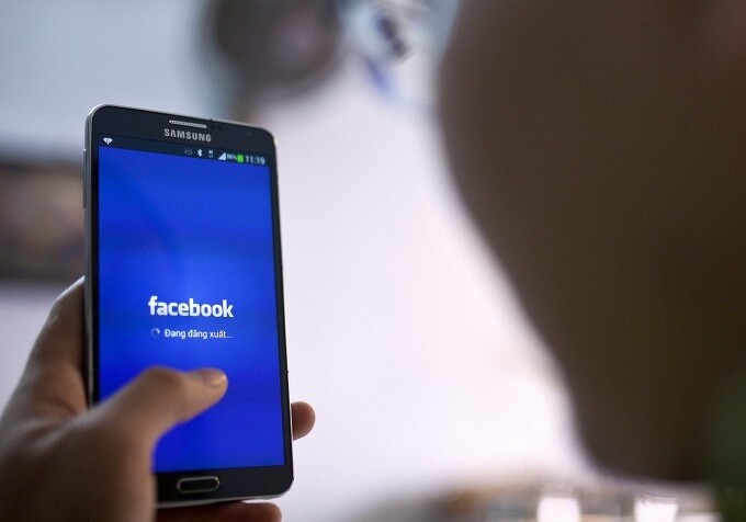 Facebook представит мобильное приложение для анонимного общения