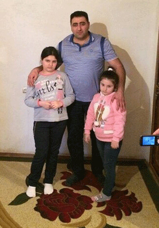 Рамиль Сафаров навестил семью убитого армянами Гасана Гасанова 