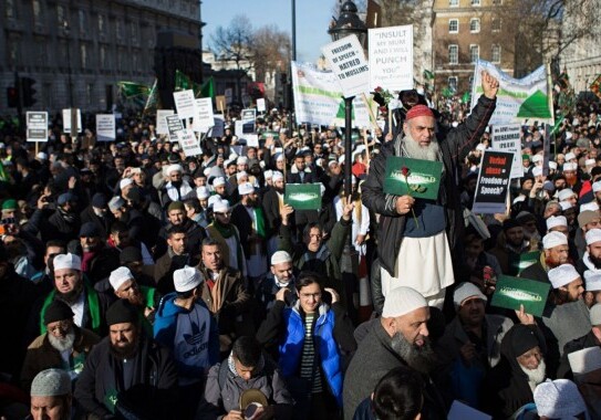 В Лондоне прошла массовая акция протеста мусульман