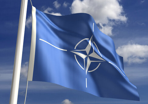 Франция выступает за временное прекращение расширения НАТО