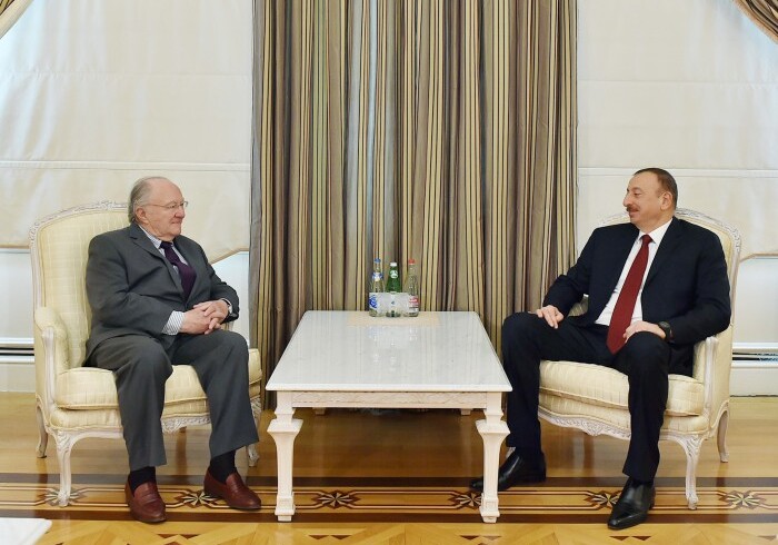 Ильхам Алиев встретился с Роджером Цукерманом