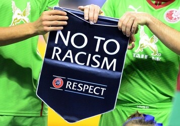ФИФА введет систему наблюдателей за расистскими инцидентами