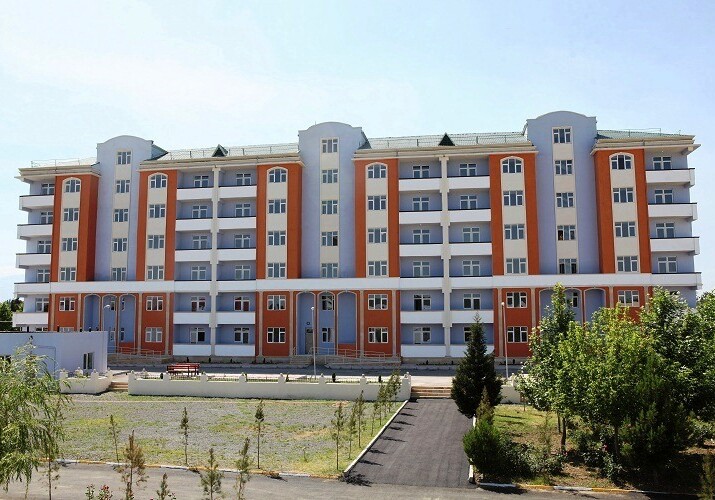 Инвалиды Карабахской войны и семьи шехидов получили квартиры (Фото)