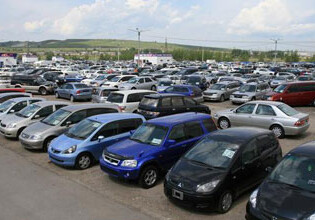 В Азербайджане подешевели автомобили