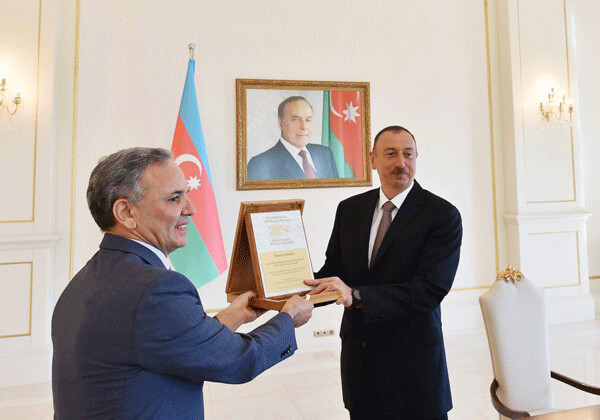 Президент Азербайджана принял членов правления Совета печати (Фото)