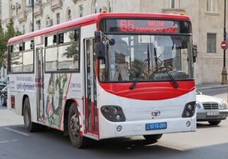 Рейды в Баку: свыше 20 автобусов доставлено на штрафстоянки