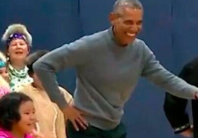Обама исполнил танец народов Аляски (Видео)