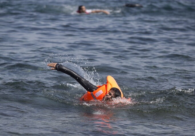 В результате кораблекрушения у побережья Турции погибли 17 человек