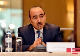 Помощник президента Азербайджана отметил задачи СМИ на выборах (Добавлено)
