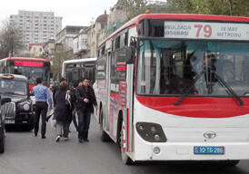 Отслеживать маршрут автобусов можно будет на смартфонах – в Баку