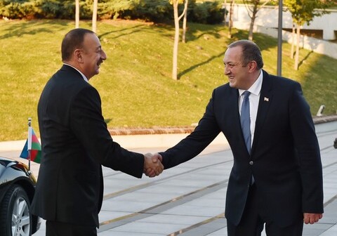 Президент Азербайджана совершает визит в Грузию (Добавлено) (Фото)