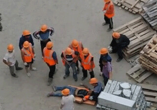 На стройке в Баку погиб рабочий
