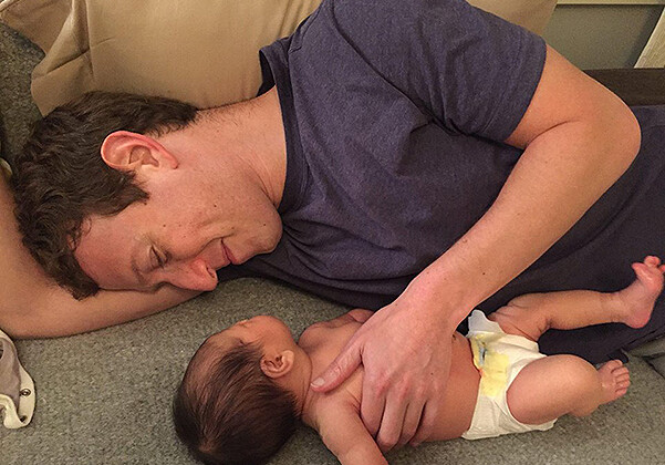 «Переполнен радостью»: Марк Цукерберг поделился снимком новорожденной дочери