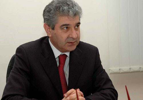 «Ени Азербайджан» посвятит 2016-2017 годы подготовке к президентским выборам 
