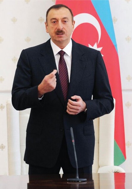 Ильхам Алиев: «Армения хочет видеть переговоры как бесконечный процесс»