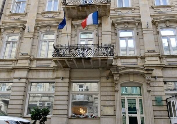 Франция не продает оружие ни одной из сторон нагорно-карабахского конфликта - Посольство 