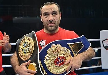 Фариз Мамедов завоевал пояса чемпиона мира по версиям WBF и WBCA (Видео)