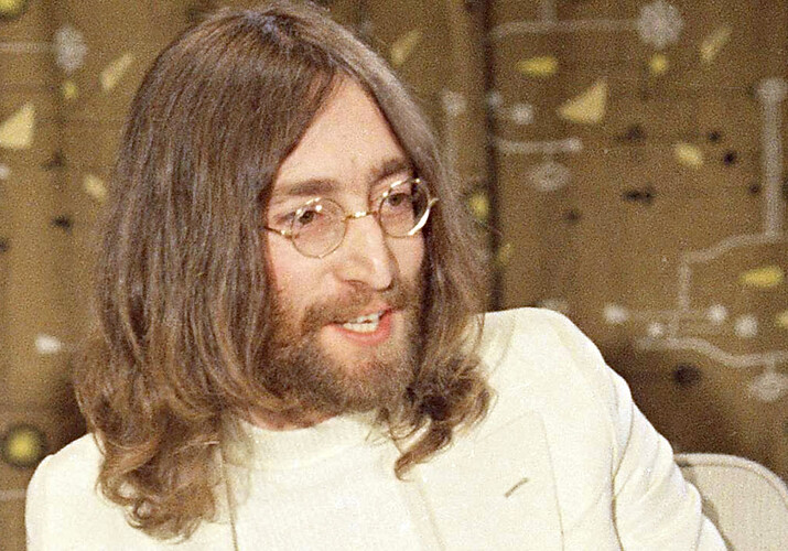 Прядь волос Джона Леннона выставлена на аукцион