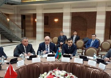 В Тбилиси проходит встреча глав МИД Азербайджана, Турции и Грузии (Обновлено)