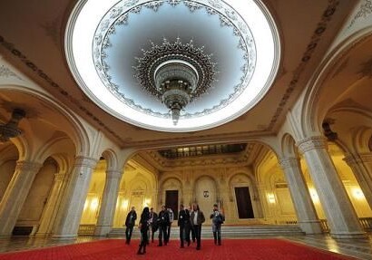 В Румынии открылся для посетителей дворец Чаушеску