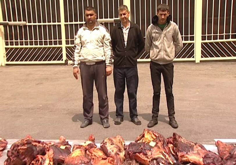 В Баку предотвращена продажа 945 кг некачественного мяса (Фото)