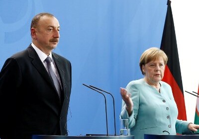 Меркель: В армяно-турецких отношениях напряженность ослабнет, когда решится карабахский вопрос