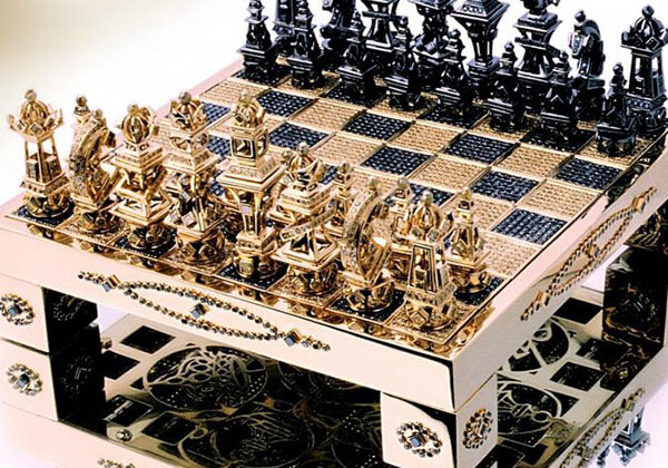 В США создали золотые шахматы за $370 тыс.