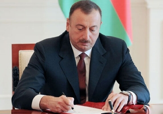 Президент Азербайджана выразил соболезнование Ангеле Меркель