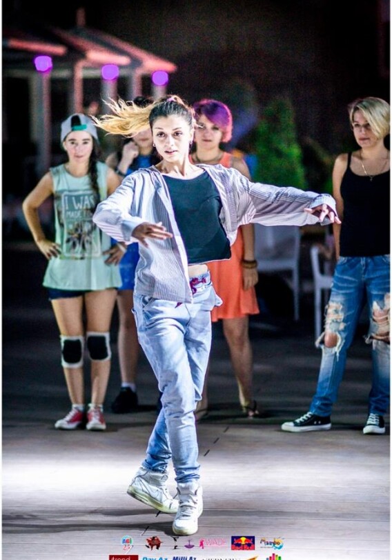 Бесплатные уроки по танцам - На Бакинском бульваре