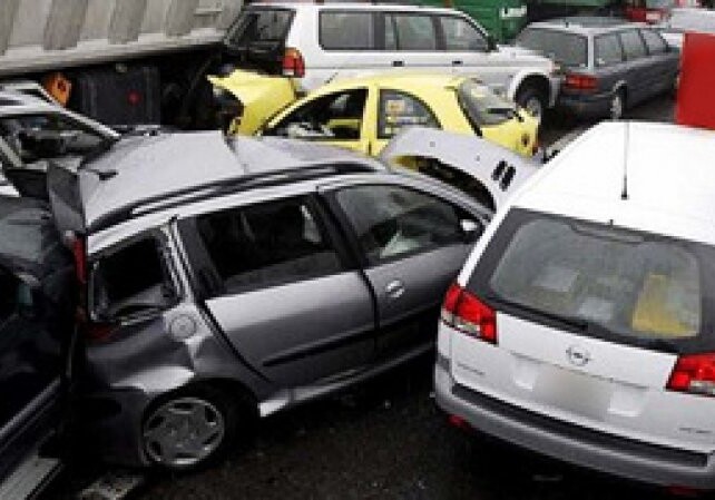 Цепная авария в Баку: столкнулись 8 автомобилей