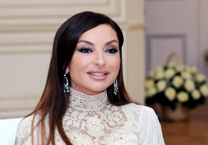 Первая леди Азербайджана избрана почетным гражданином болгарского города Велико-Тырново