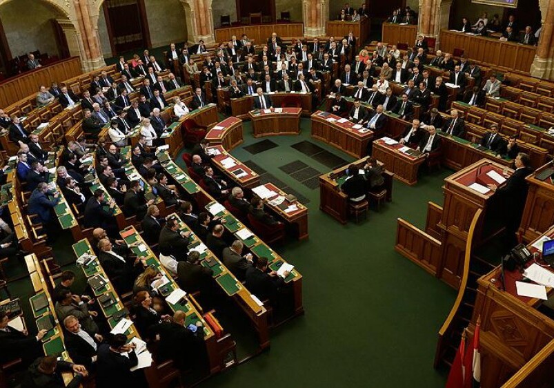 Парламент Венгрии отказался признавать так называемый «геноцид армян»