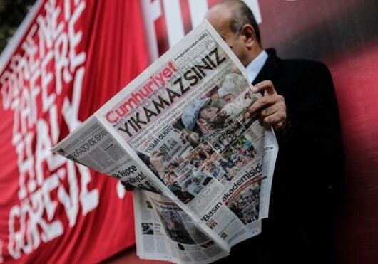 В Турции арестовали руководство газеты Cumhurriyet