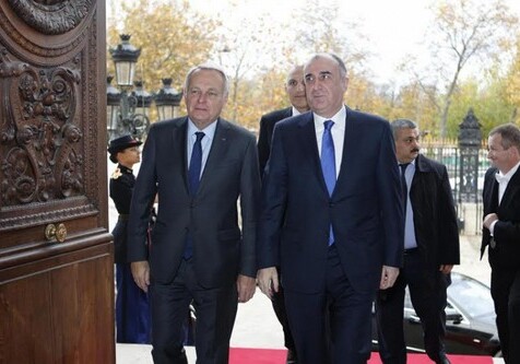 Азербайджан принял предложение Франции по проведению встречи в формате «3+2»