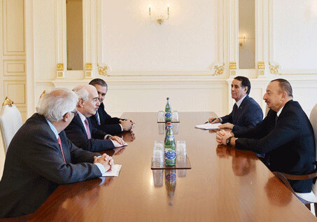 Президент Ильхам Алиев принял делегацию Центристского демократического интернационала