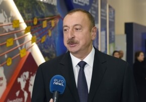 Президент Ильхам Алиев: «В ближайшие годы экономика будет расти не за счет нефти и газа»
