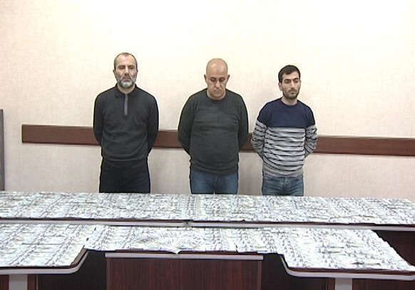 В Баку и Сумгайыте задержаны лица, организовавшие незаконные обменники