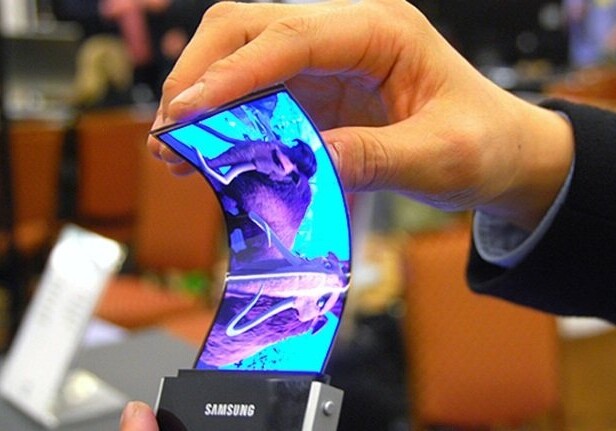 Samsung будет производить изогнутые OLED-дисплей для iPhone 8