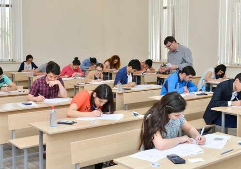 В выпускные экзамены для учащихся IX классов добавится иностранный язык